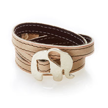 Load image into Gallery viewer, BOLD Reversible suede Bracelet &amp; Choker Elephant - Coffee/Beige - No Memo